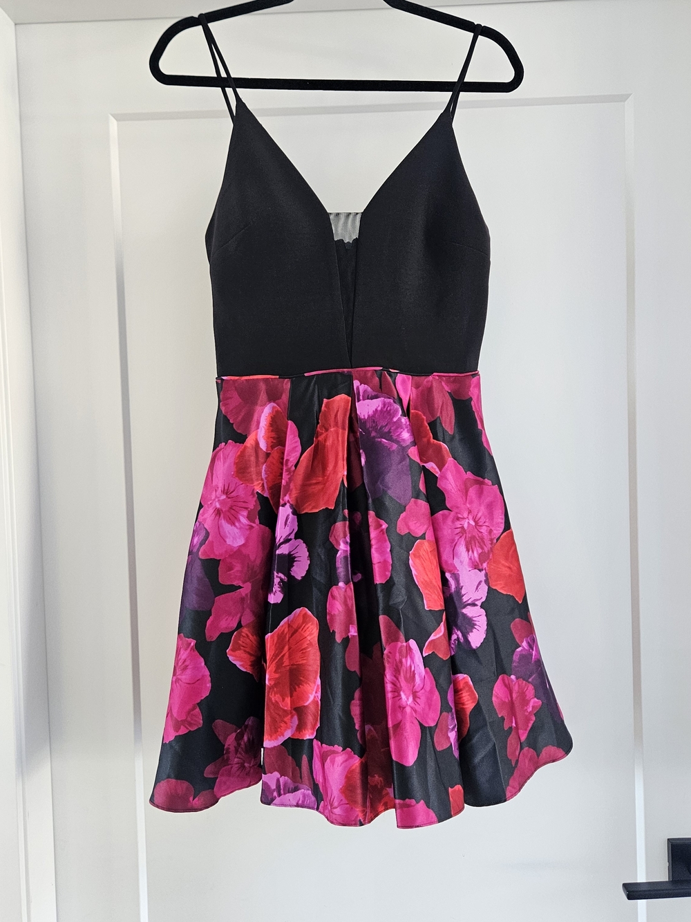 Betsy & Adam Black Top Floral Mini Dress in Pink and Red